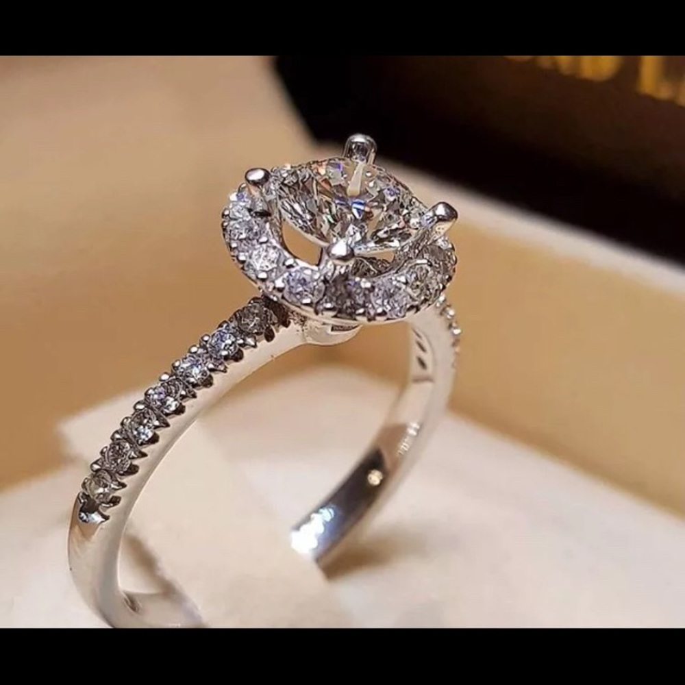 White Topaz 925 Silver Ring